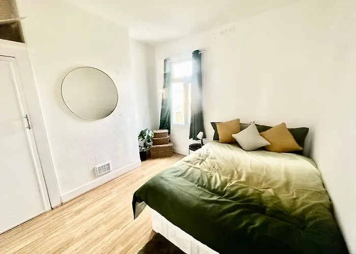 Cosy Two Bedroom Apartment,Se13