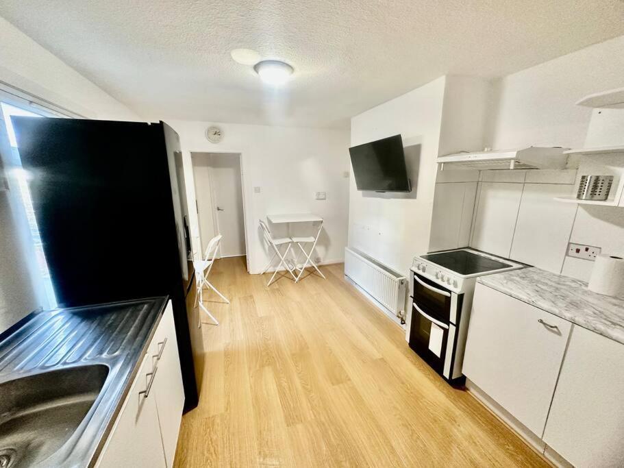 Cosy Two Bedroom Apartment,se13